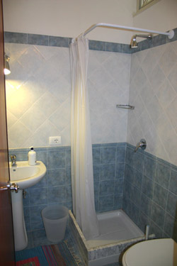 Holidays in Sorrento - Holidays apartment: Bathroom 