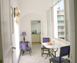 Sorrento Italy Apartment - Holidays apartment: thi little living-room
