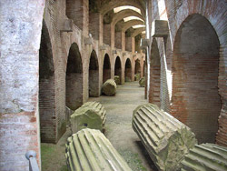 Phlegraean Fields Tour - The Neronian-Flavian Amphitheatre 